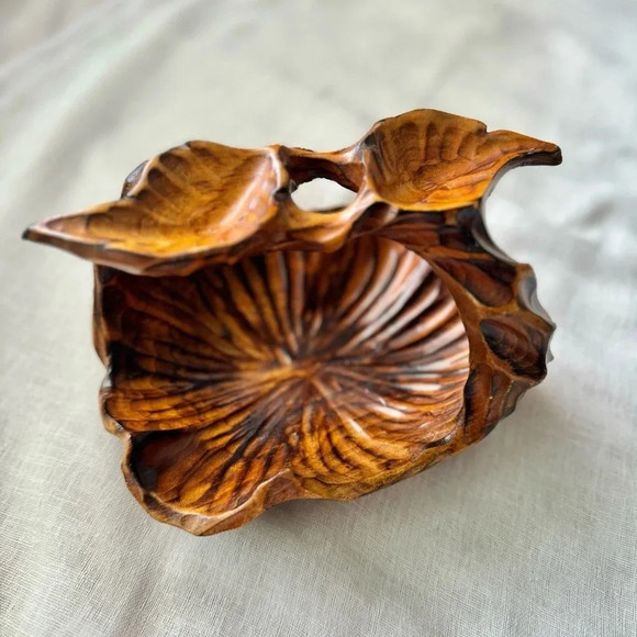 Vintage Carved Wooden Charcuterie Bowl with Handle - Picture 2 of 9